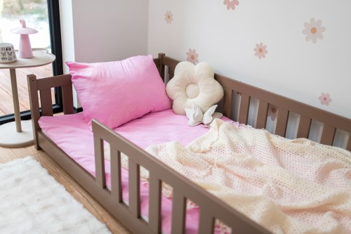 BELLA 90x190 melkchocolade Montessori vloerbed voor kinderen Lano Meubels